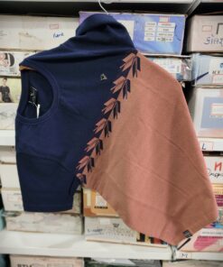Alternative view of half sleeve T shirt 0110