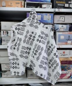 Alternative view of half sleeve T shirt 0090