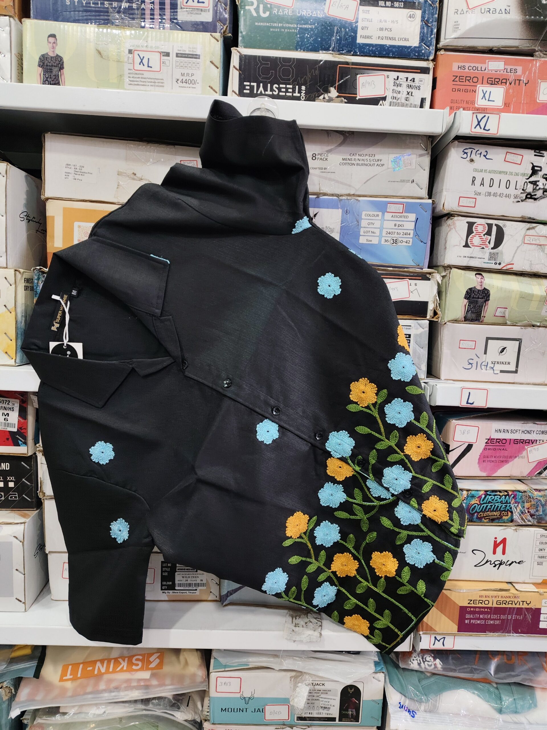 half Sleeve embroidery shirt 02 - Image 2