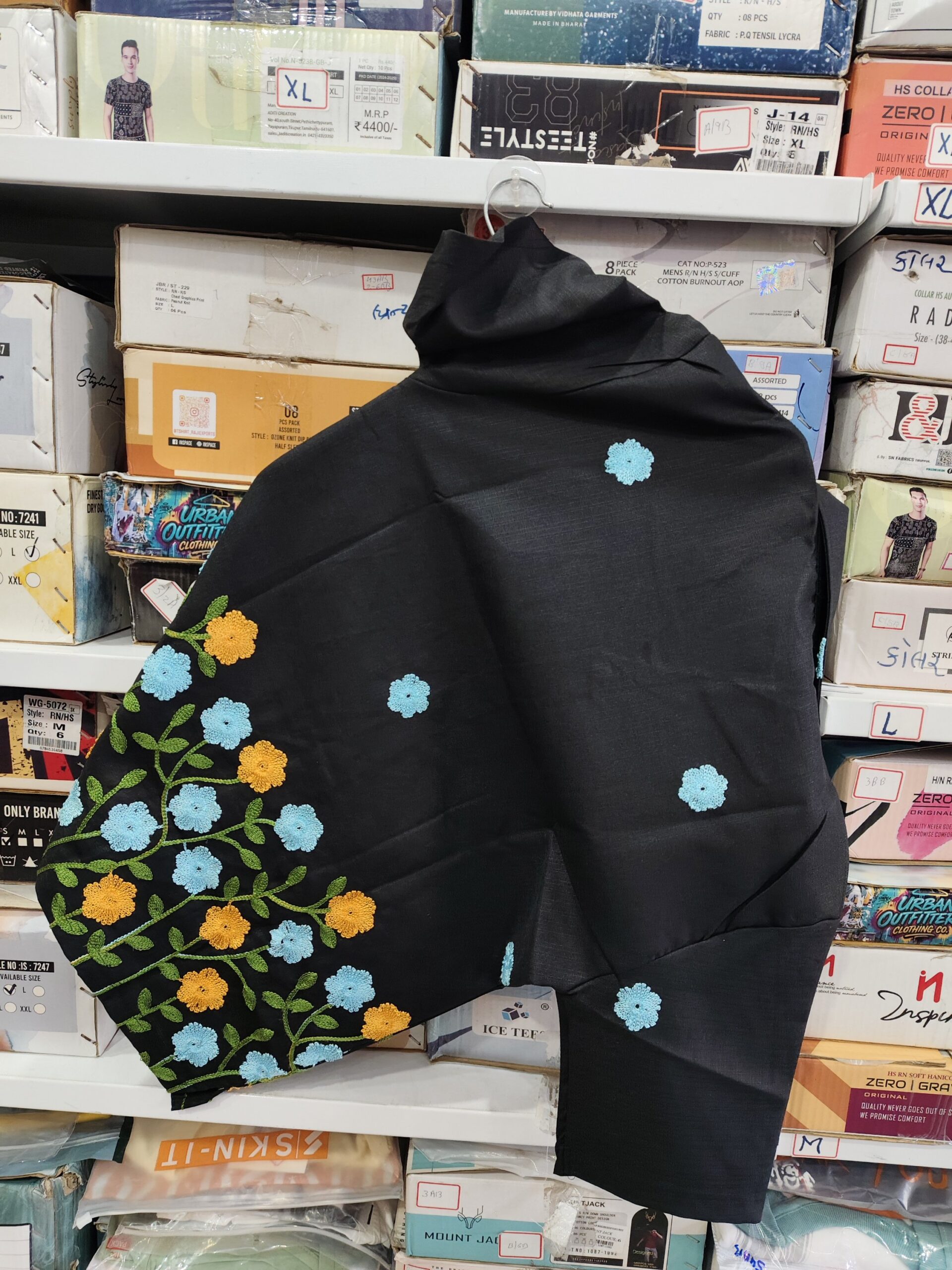 half Sleeve embroidery shirt 02
